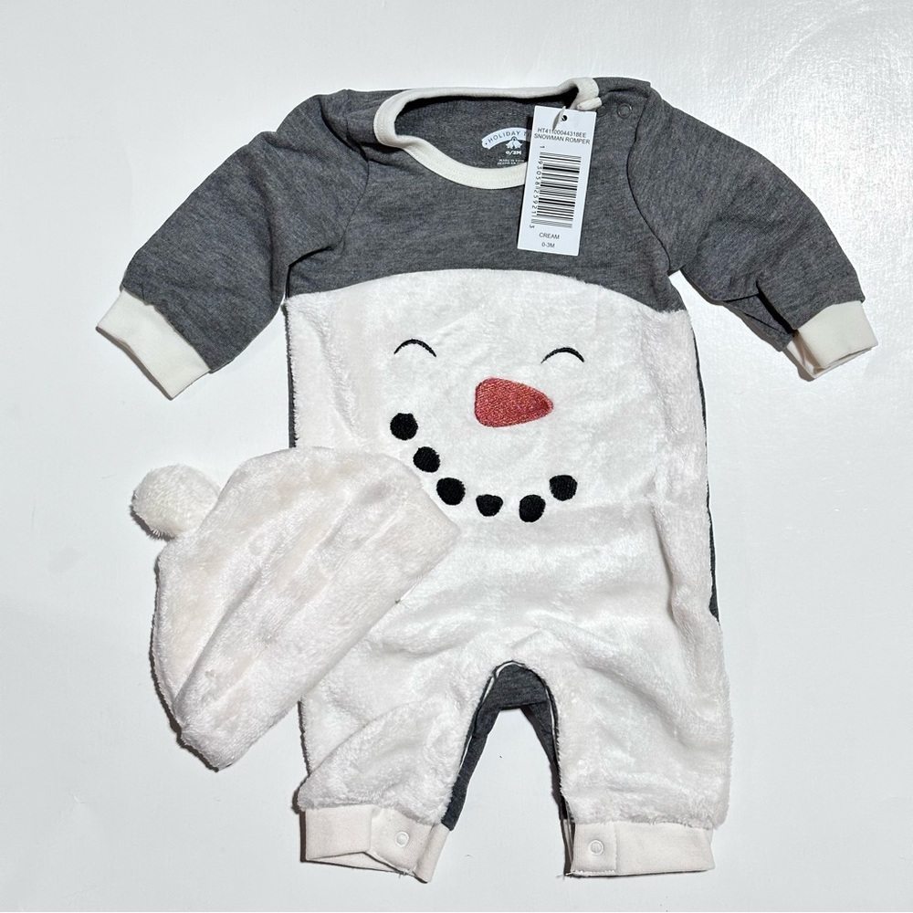 Holiday Time Baby and Toddler Romper with Matching Hat Snowman NEW - Pls Bundle!